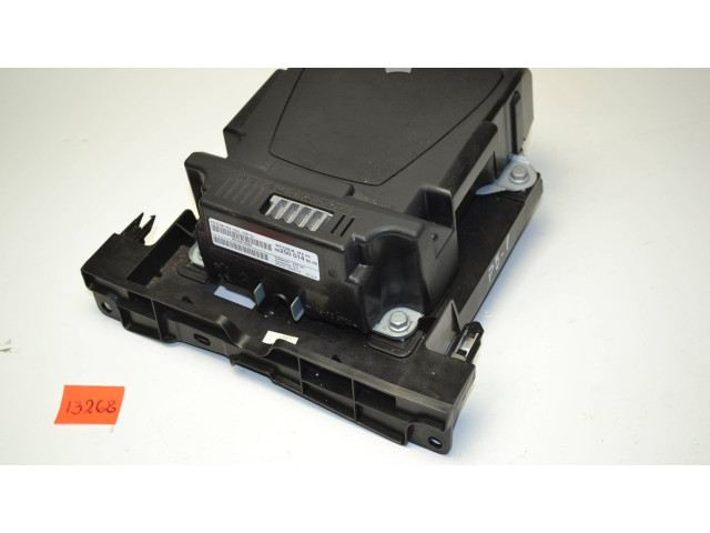 Экран дисплея вверх     9825001480, NS32819980    Peugeot Expert 