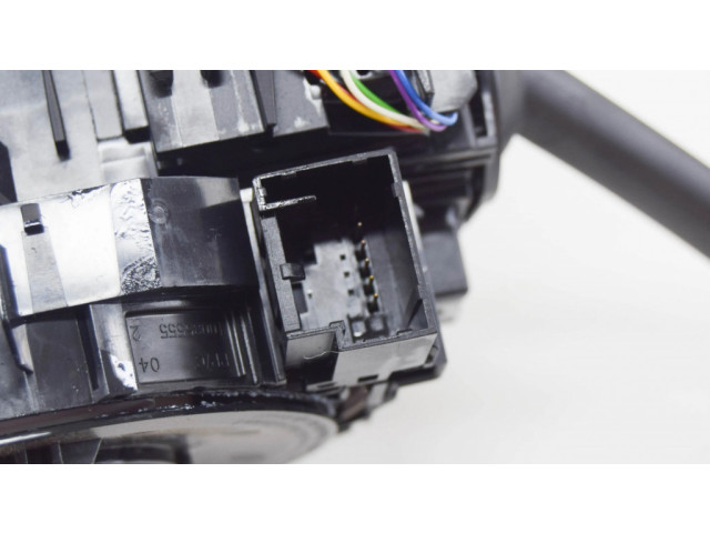 Подрулевой переключатель 6RA959653A, 1033857000   Skoda Kamiq