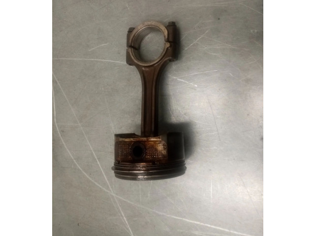 Píst 89017472   Hummer H2     