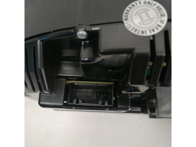 Přístrojová deska  BMW 7 F01 F02 F03 F04 2013 9291399  
