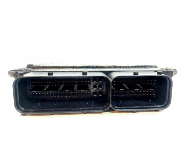 Блок управления двигателя 55598046, 0281030852   Opel Zafira C