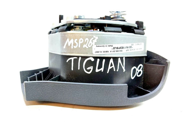 Подушка безопасности водителя 5N0880201A   Volkswagen Tiguan