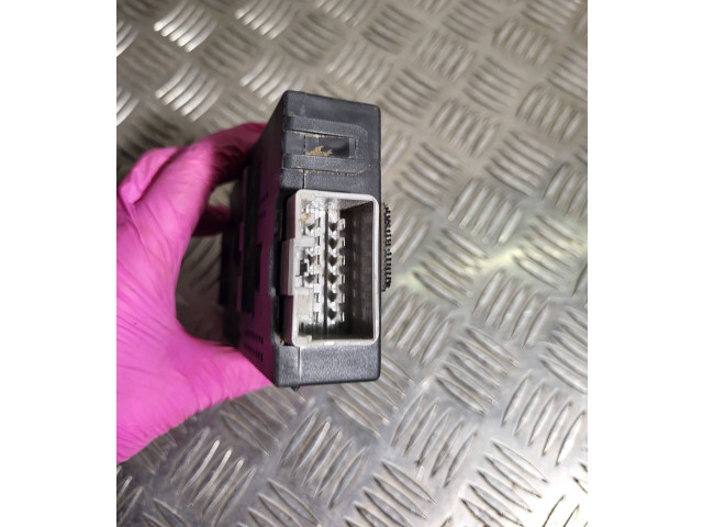 Блок управления крюка для прицепа 8698475, 720207985805   Volvo V50