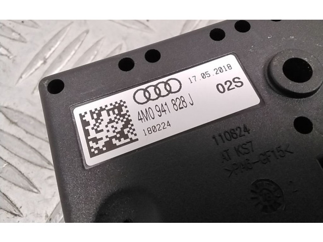   Pojistková skříňka 4M0941828J   Audi A8 S8 D5 2018
