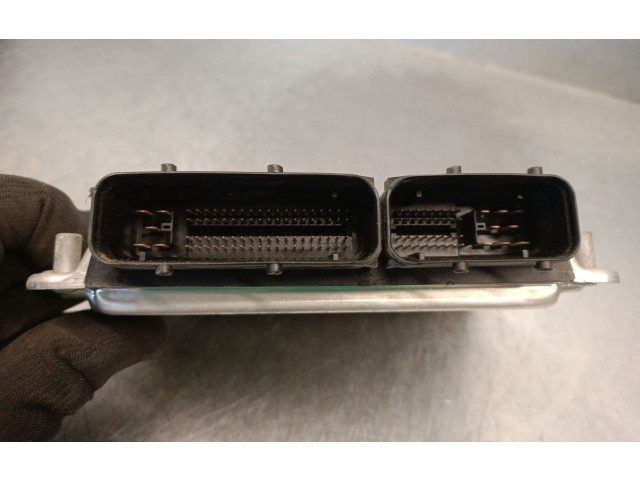 Řídící jednotka 8N0906018Q, 0261206439BOSCH   Audi TT Mk1 2000