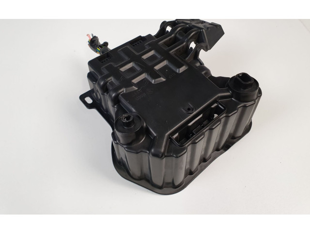   Pojistková skříňka 9806192580   Peugeot 2008  2014