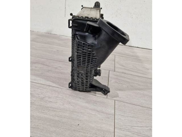Интеркулер  4m0145803AK   Audi RS Q8 