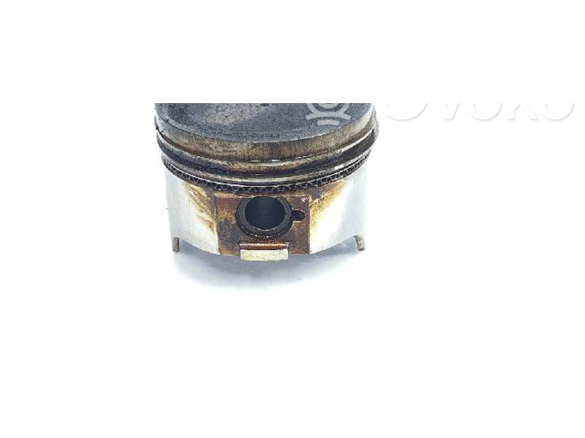 Píst 1210071820, 1210071820   Suzuki Vitara (ET/TA)     