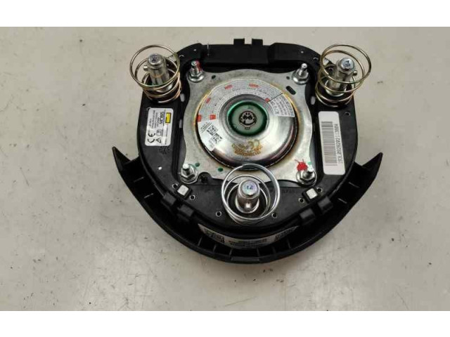 Подушка безопасности водителя 80100-J7000   KIA Ceed