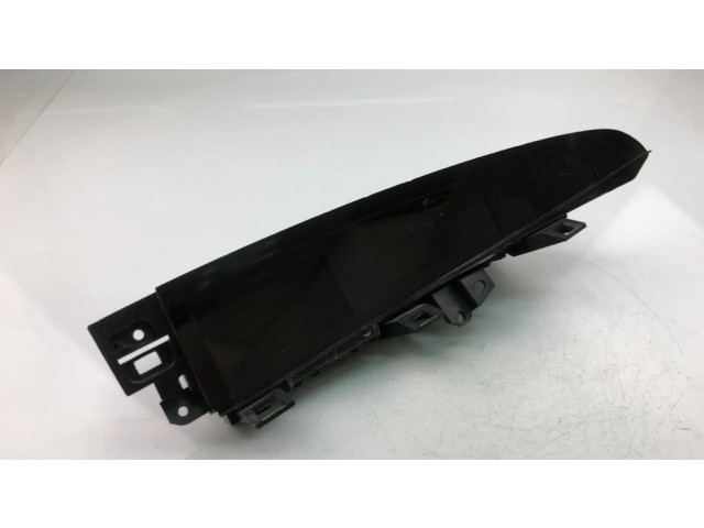 Дисплей    BBP3611J0A   Mazda 3 II