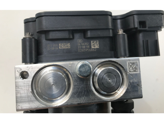Jednotka ABS 2439008700, A2439013600   Mercedes-Benz A W177 2022