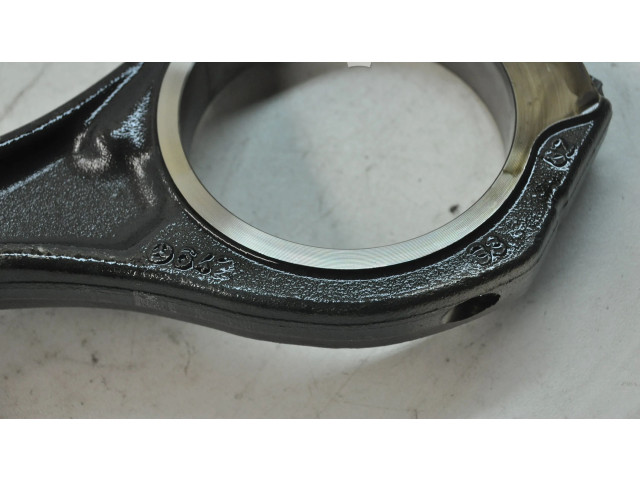 Píst 6423882   Mercedes-Benz S C217    OM 642.861 