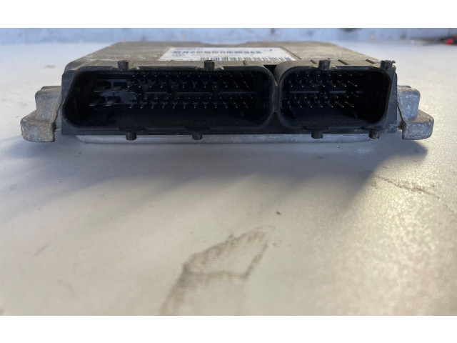 Блок управления коробкой передач 8200754739, 1688703400   Renault Trafic II (X83)