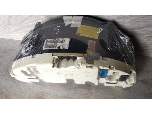 Přístrojová deska  BMW 3 E36 1993 8353825, 8353822  
