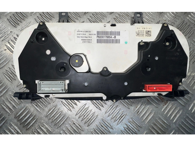 Přístrojová deska  Renault Kangoo I 2005 P8200176654B  