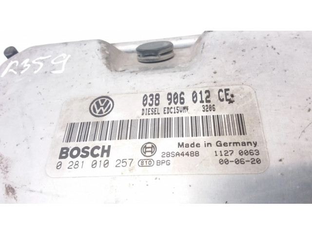 Řídící jednotka 038906012CE, 0281010257   Skoda Fabia Mk1 (6Y) 2000