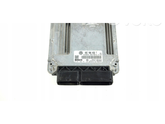 Блок управления двигателем Блок управления 03C906032T, 0261S04011   Volkswagen Tiguan