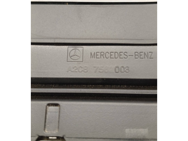 Přístrojová deska  Mercedes-Benz C W205 2018 A2059007433, A2059023717  