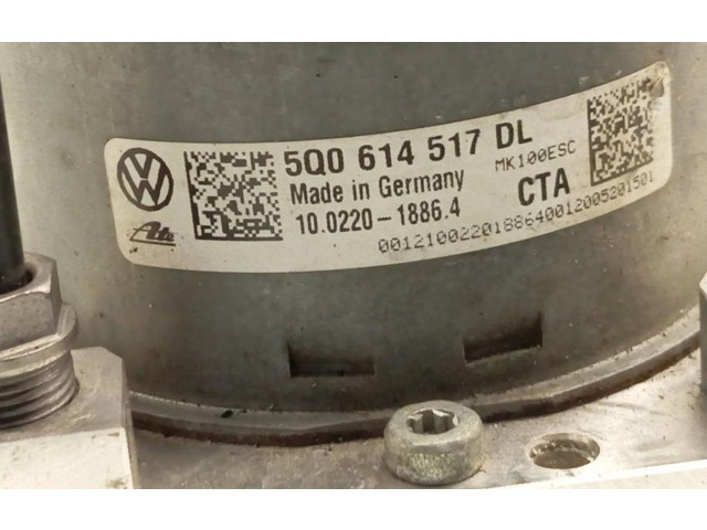 Přístrojová deska  Audi A3 S3 A3 Sportback 8P 2020 5Q0614517DL  