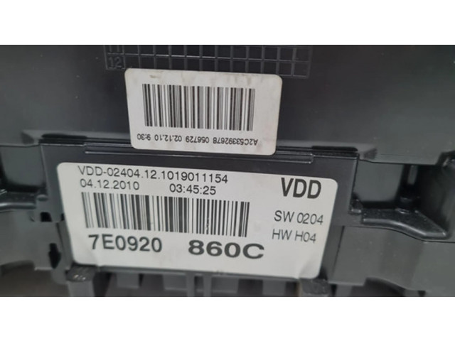 Přístrojová deska  Volkswagen Transporter - Caravelle T5 2010 7E0920860C  