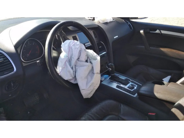 Блок АБС 4L0614517A, 21240834306673   Audi  Q7 4M  2015- года