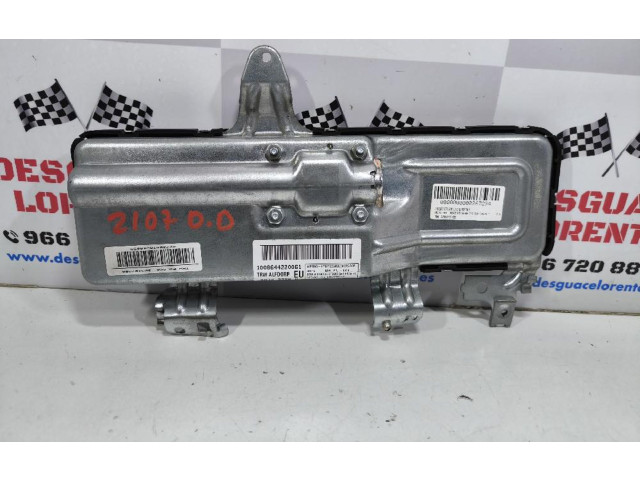 Подушка безопасности пассажира A2098601405   Mercedes-Benz CLK A209 C209