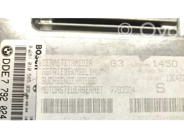 Řídící jednotka 7792024, 0281010565   BMW 3 E46 2003
