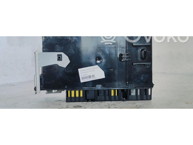 Блок предохранителей 2115452201   Mercedes-Benz E W211    