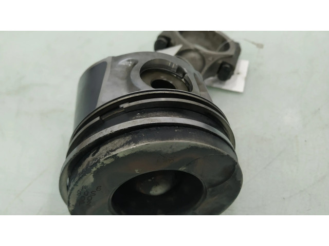 Píst 085190   Citroen C4 I  pro naftový motor 2.0  