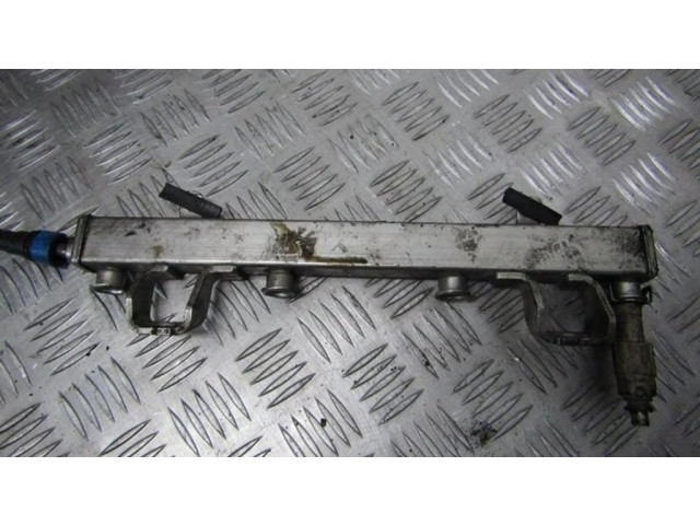 Vstřikovací lišta 6m8g9d280aa, 6m8g-9d280-aa  l3g213150   Mazda 6  pro benzínový motor 2.0  