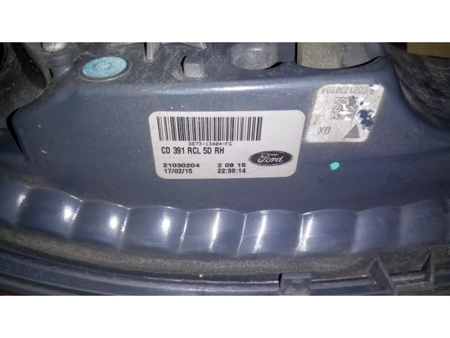 Задний фонарь правый DS7313404FG, 21030204    Ford Mondeo MK V   2014- года