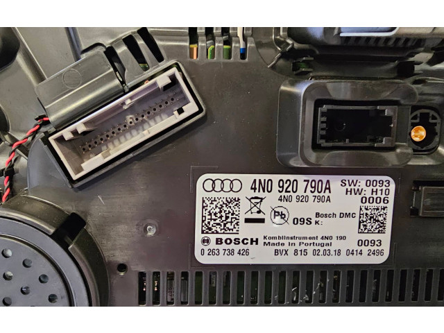 Přístrojová deska  Audi A8 S8 D5 2018 4N0920790D  