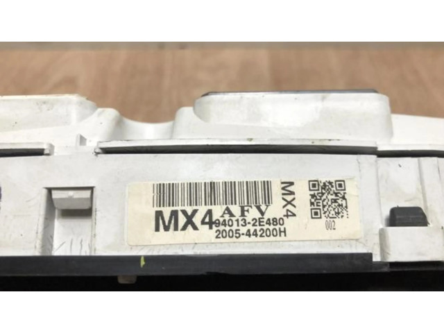 Přístrojová deska  Hyundai Tucson JM 2005 940132E401  