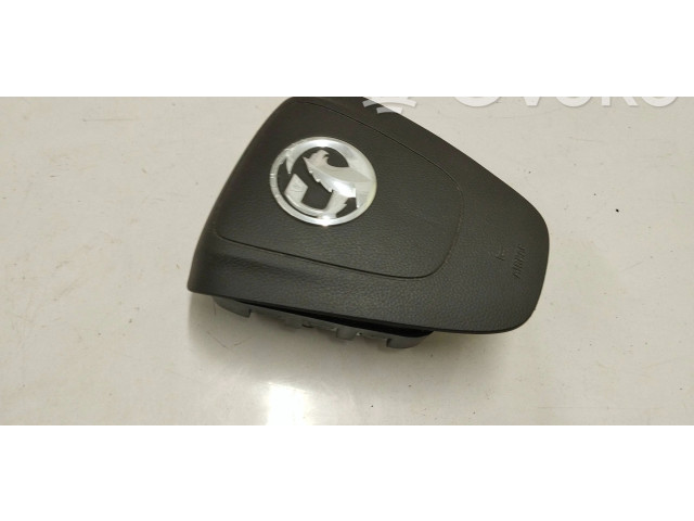 Подушка безопасности водителя 13299779   Vauxhall Astra J