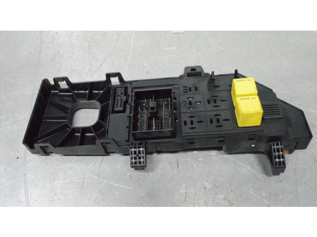 Блок предохранителей    Saab 9-3 Ver2    