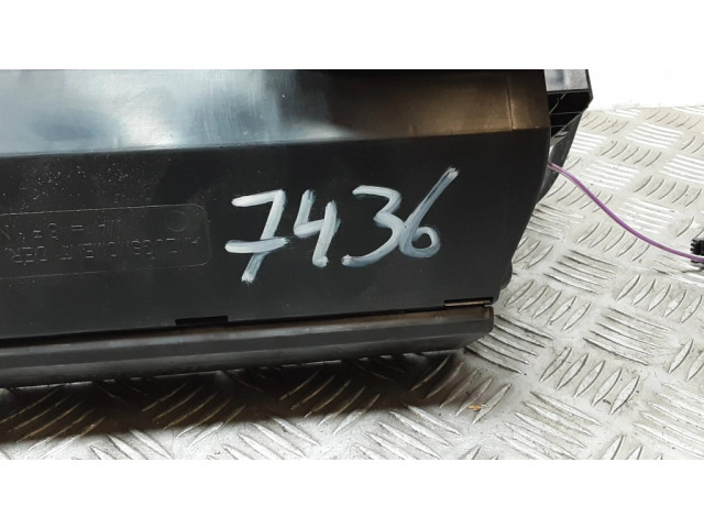   Pojistková skříňka 1695450540, 695450103   Mercedes-Benz  W169 2006