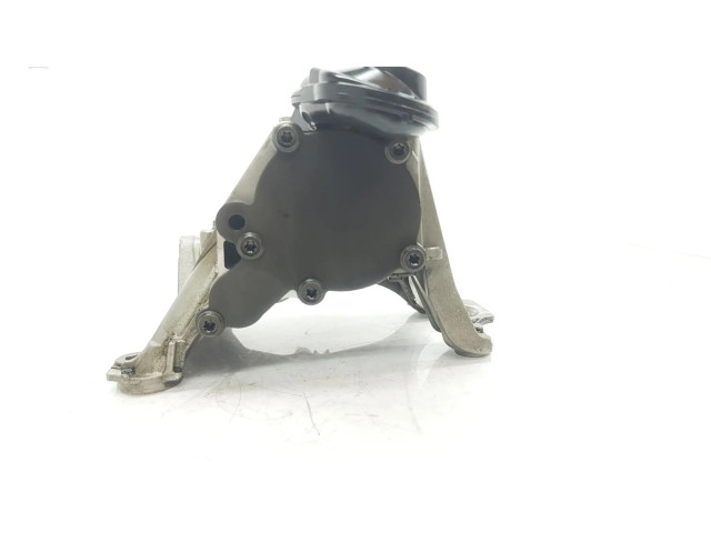 Čerpadlo oleje 11418579944   BMW 5 F10 F11 2.0  