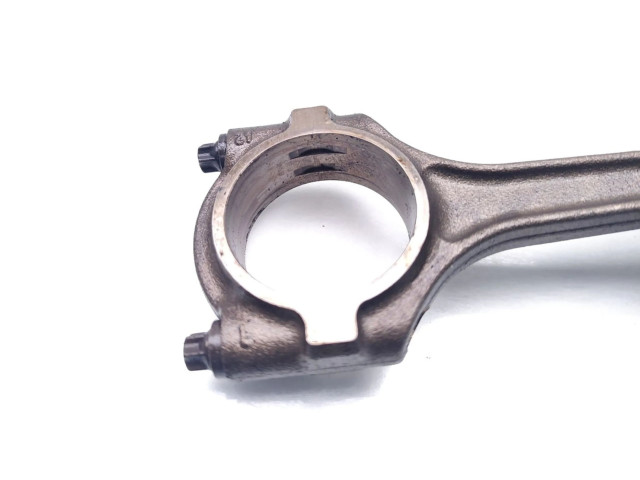 Píst A16XER   Opel Astra J    A16XER 