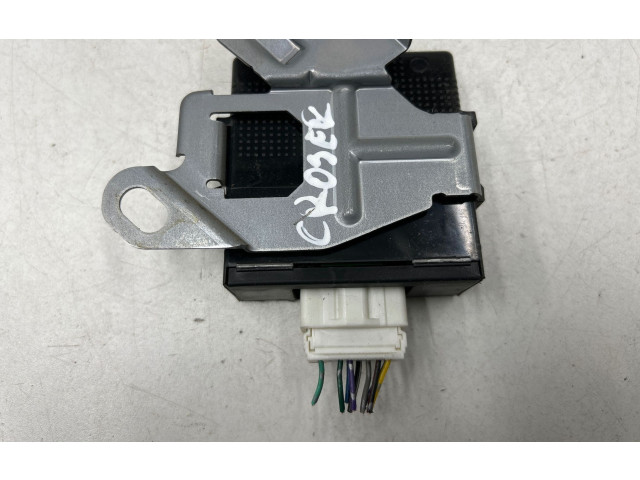 Блок управления 8631B027, 105165238   Citroen C-Crosser