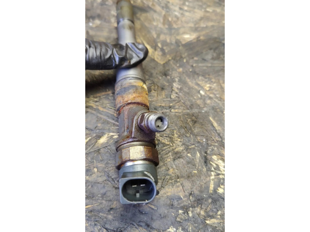Vstřikovač 0445110209   BMW 3 E90 E91  pro naftový motor 2.0  