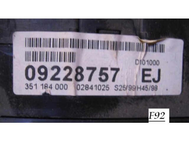 Přístrojová deska  Opel Zafira A 2003 09228757EJ, 09228757  