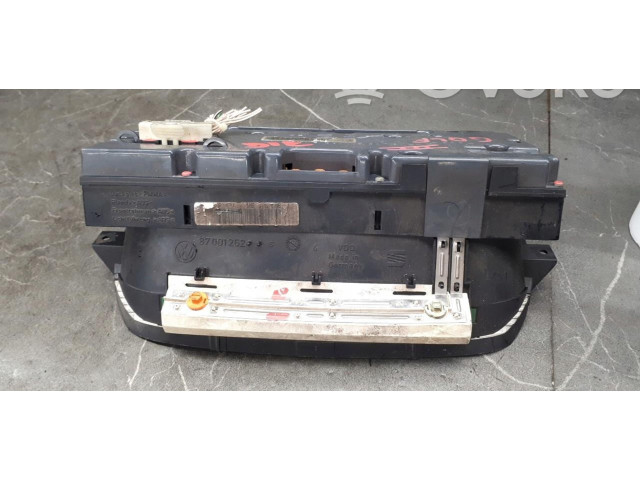 Дисплей    87001262   Volkswagen Golf III