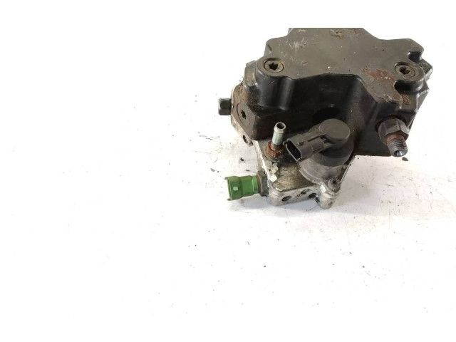 Vstřikovací čerpadlo 8692521, 038115   Volvo V70     