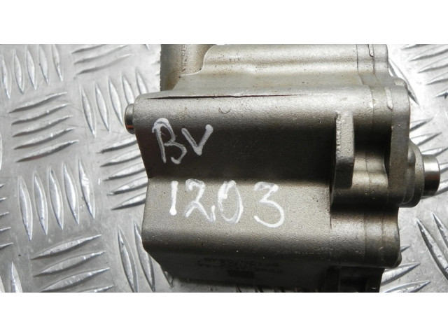 Масляный насос   F2GE6600AA, BV1203  Ford Mustang V 