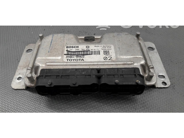 Блок управления двигателем ECU 0261208702   Peugeot 107
