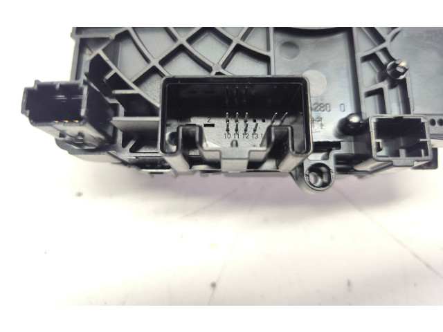 Руль Audi Q5 SQ5  2008 - 2017 года 8K0953568F      