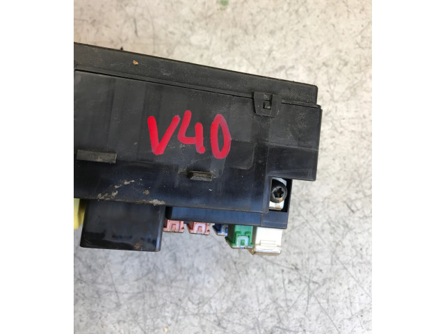   Pojistková skříňka 30859714   Volvo S40, V40 2002