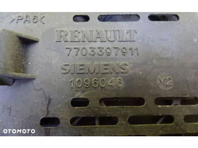 Vstřikovač 7703297929, 7703397911   Renault Scenic I     