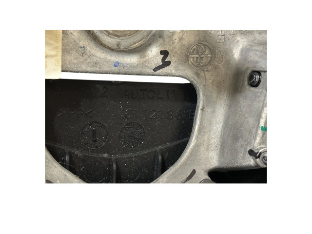 Volant Hyundai i30 2009 6112186B  