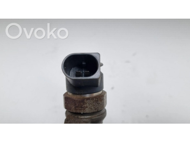 Vstřikovač 0445110209   BMW 5 E60 E61  pro naftový motor   